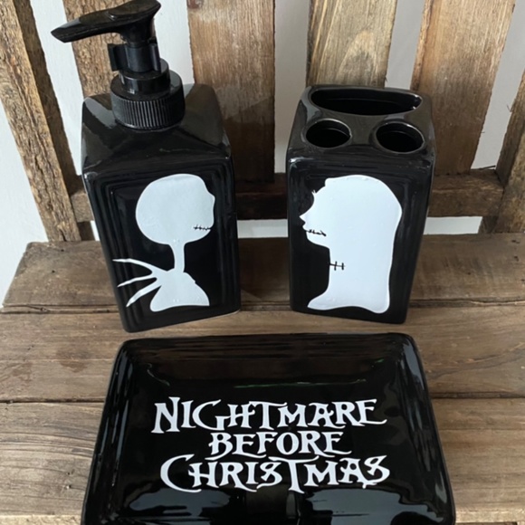 Nightmare before Christmas bathroom trio - Picture 2 of 2